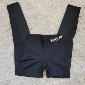 Mesh Panel Nike Pro DriFit Leggings